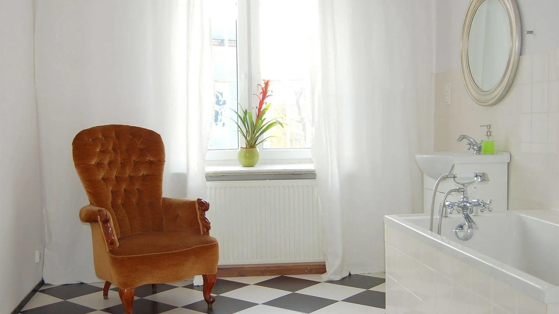 Hostel Fabryka Varsovia